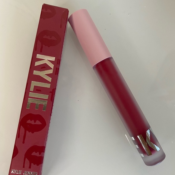Kylie Cosmetics lip blush in shade: I’m Blushing 💋 (Brand new/never been used) - Picture 4 of 6